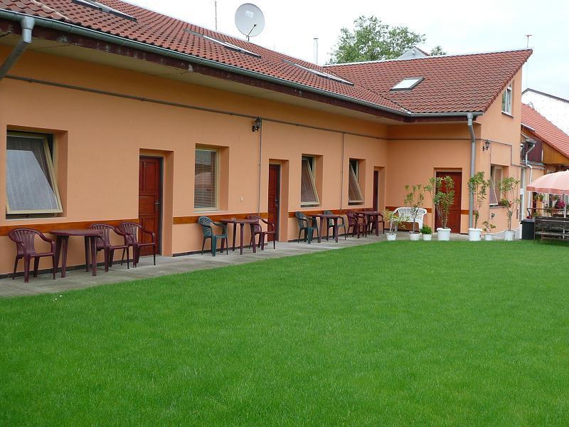 Apartman Fortuna Štúrovo Exterior foto